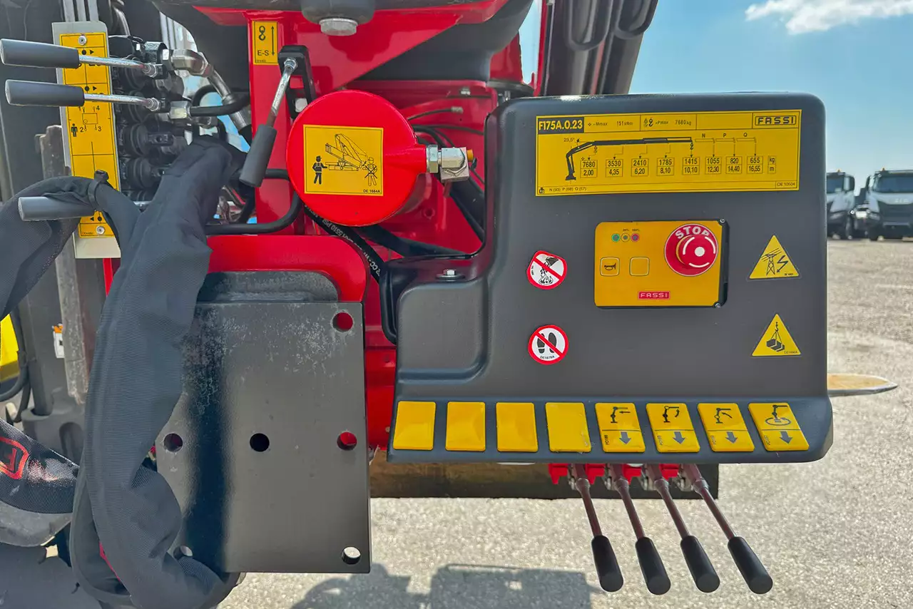 Fassi F175A.0.23 Truck Crane
