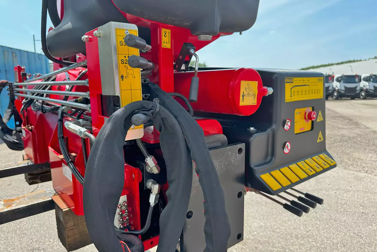 Fassi F175A.0.23 Truck Crane