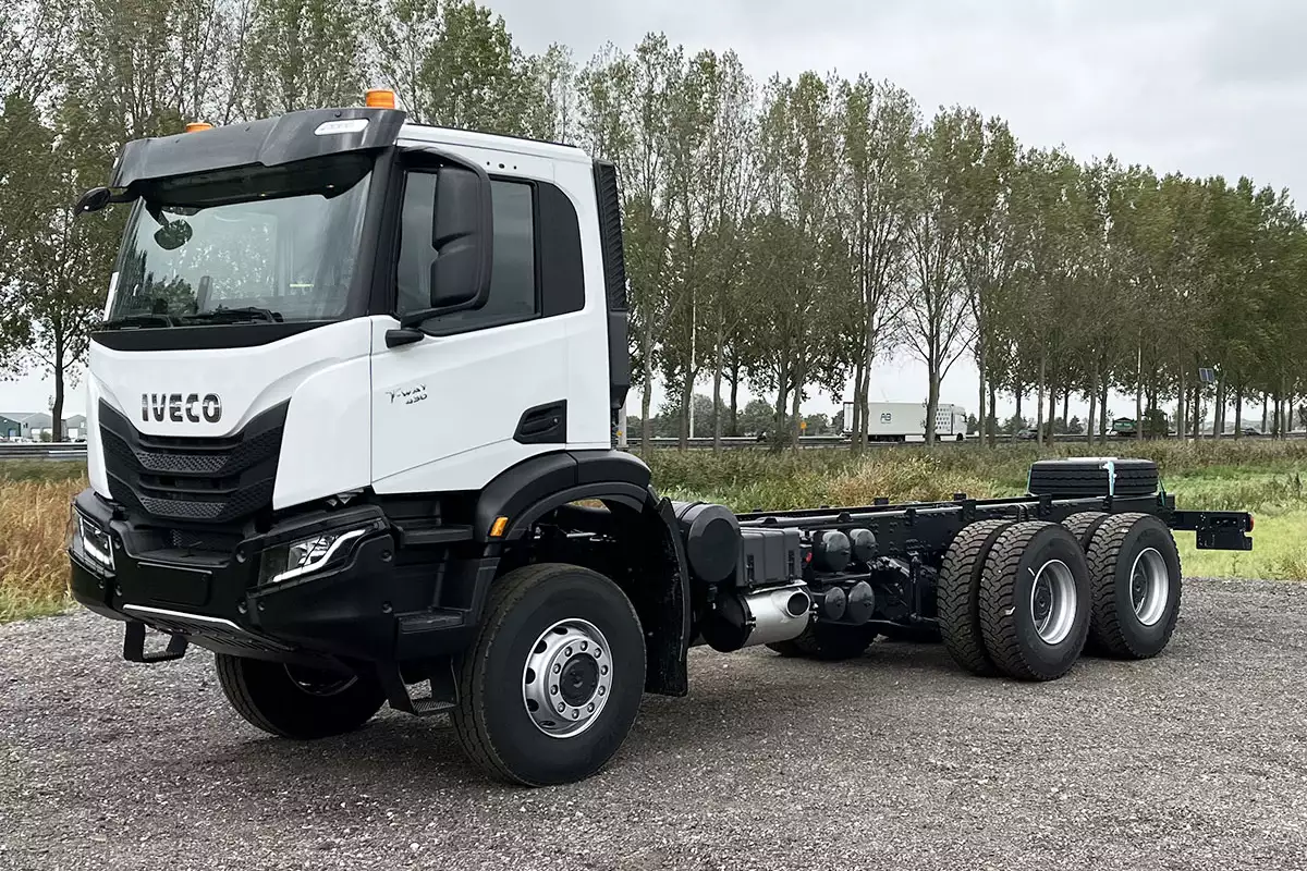 Iveco T-Way AD380T43WH-4500 AT