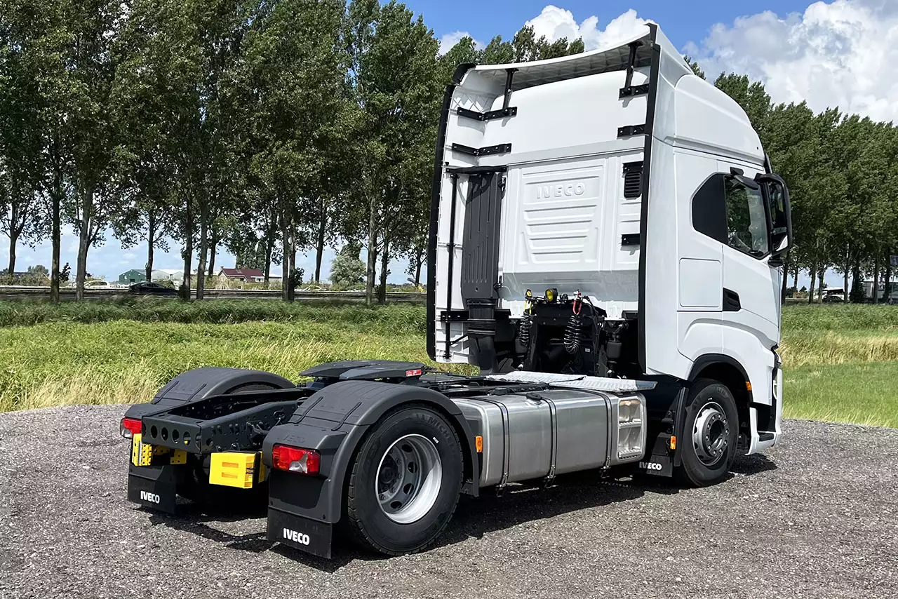 Iveco S-Way AS440S43T/P AT
