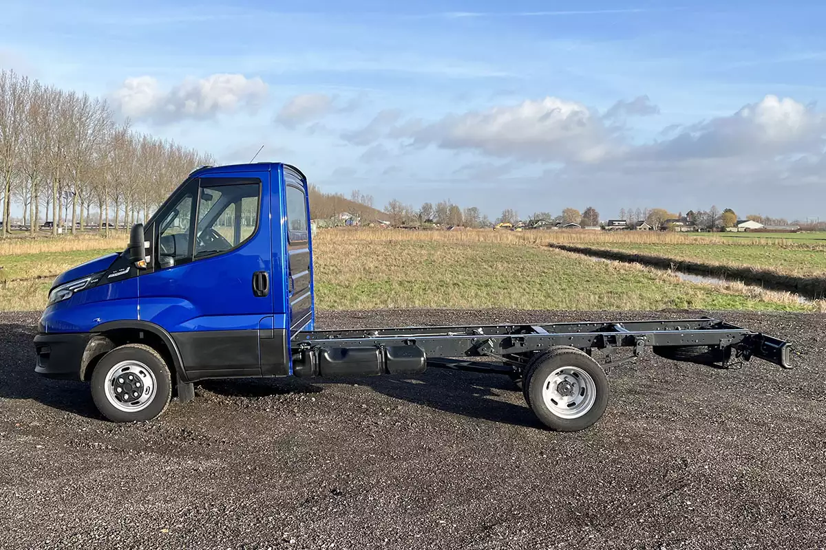 Iveco Daily 50C17A8-3750 4x2 Châssis Cabine