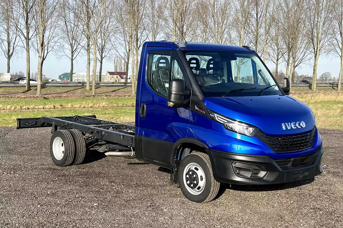 Iveco Daily 50C17A8-3750 4x2 Châssis Cabine