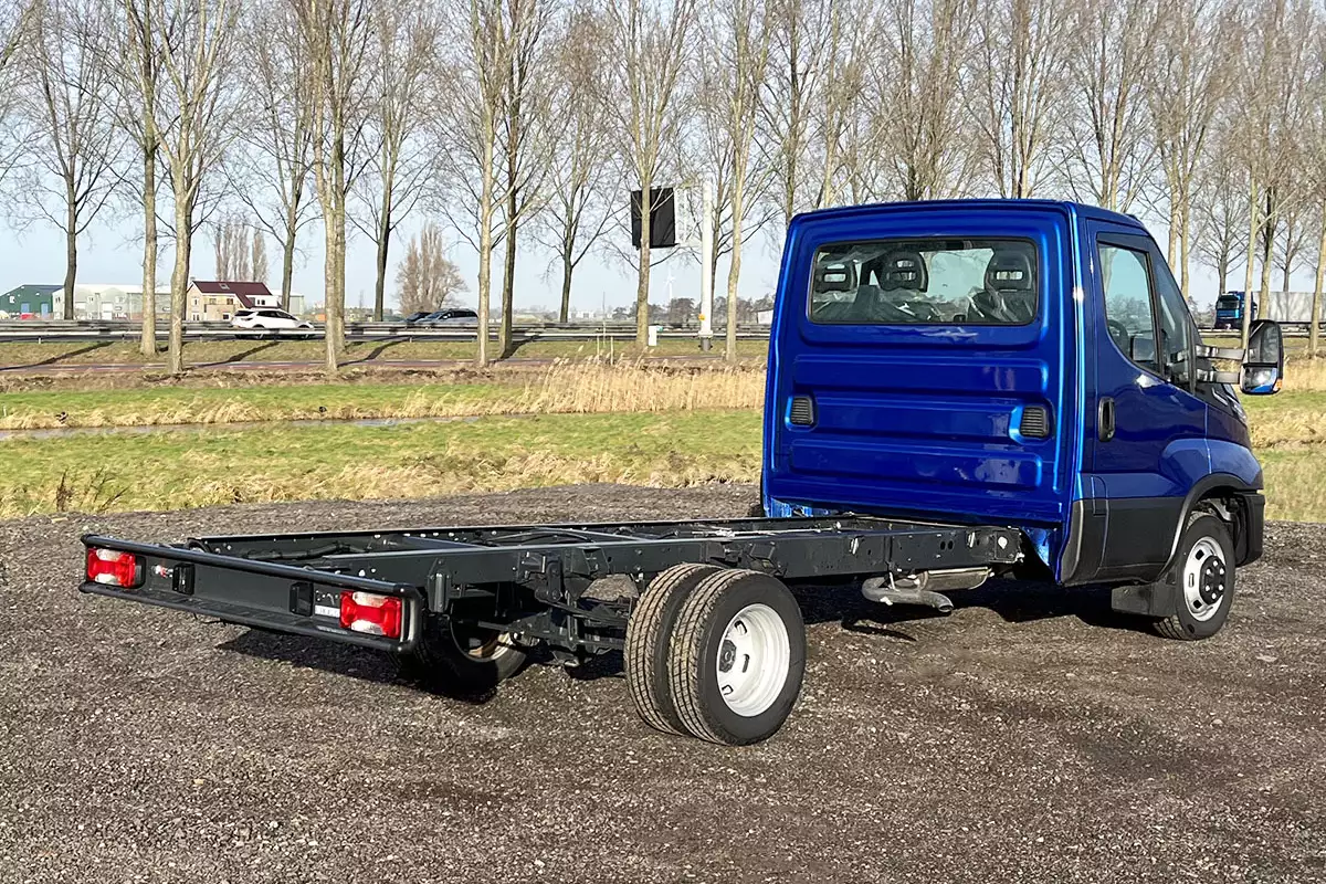 Iveco Daily 50C17A8-3750 4x2 Châssis Cabine