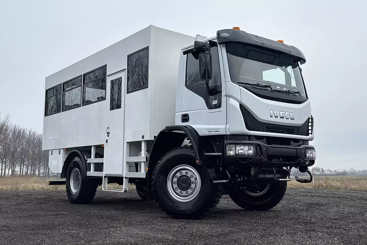 Iveco Eurocargo ML150E24WS 4x4 Midi Bus