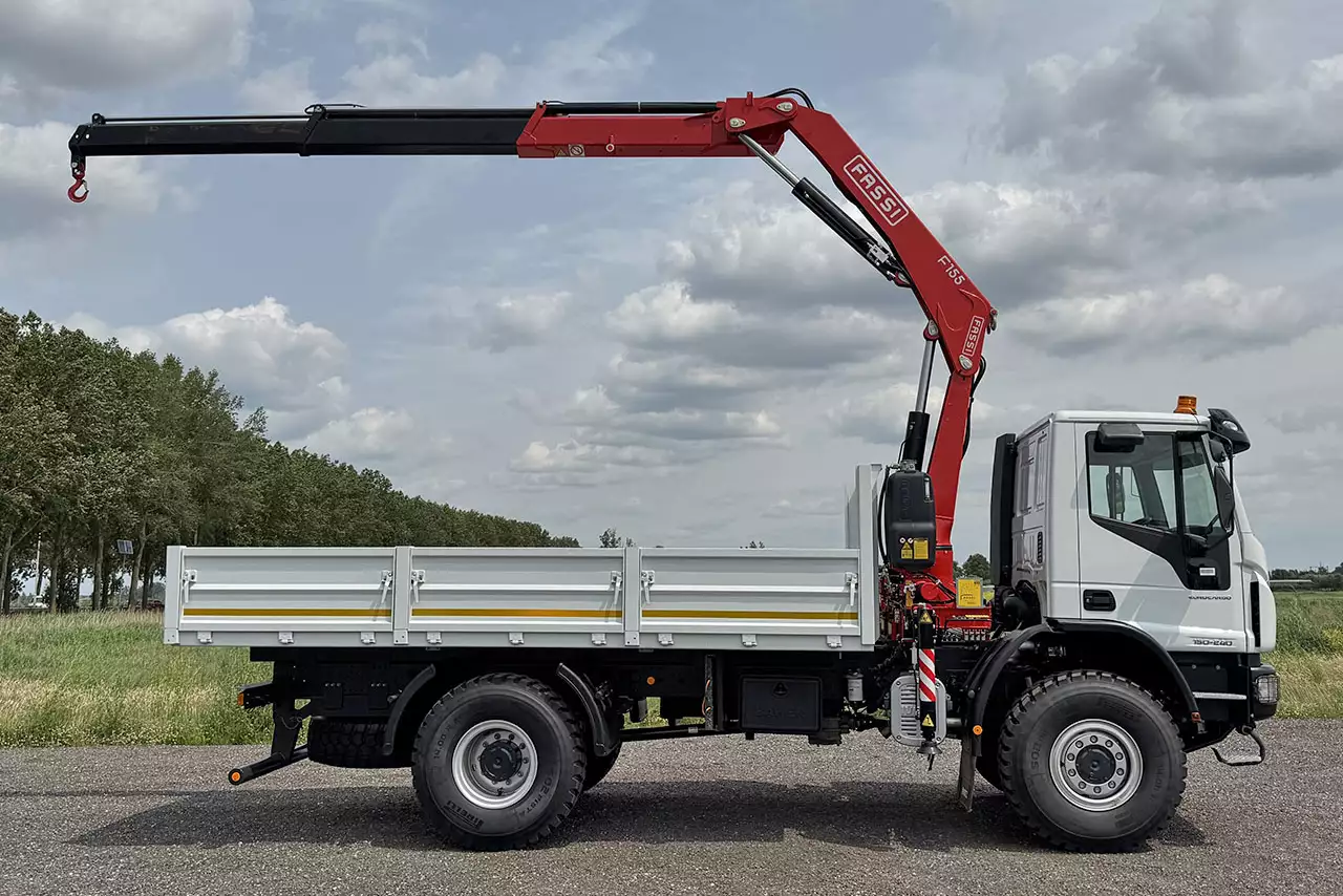 Iveco Eurocargo ML150E24WS Fassi F155A.0.22 4x4 Camião com grua