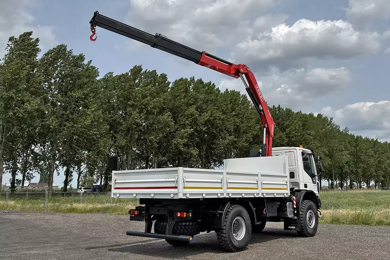 Iveco Eurocargo ML150E24WS Fassi F155A.0.22 4x4 Camião com grua