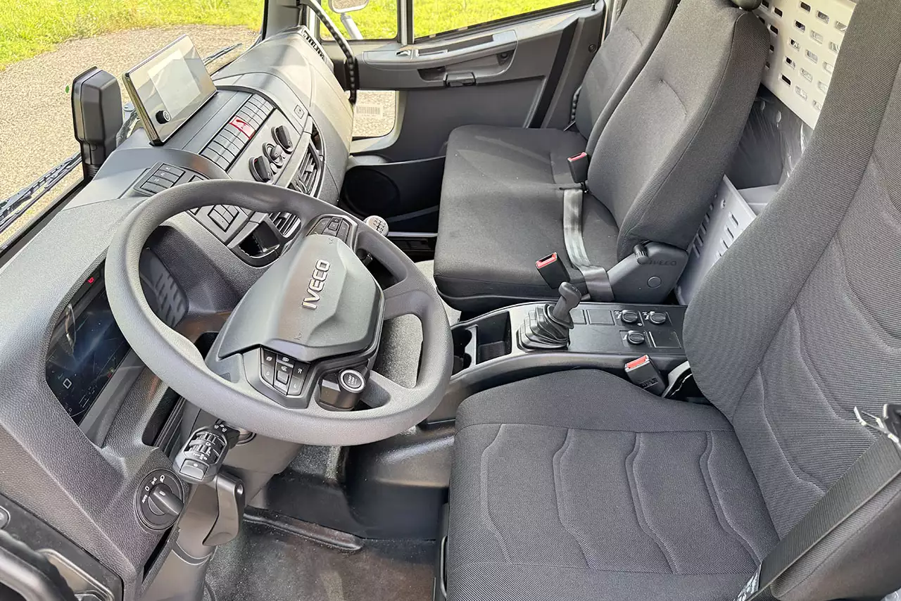 Iveco Eurocargo ML150E25WS-4150 4x4 Chassis Cabin