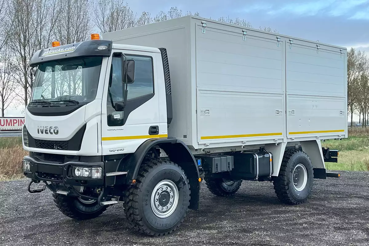 Iveco Eurocargo ML150E25WS 4x4 Service Truck