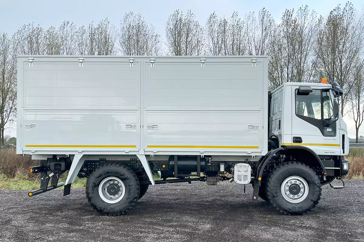 Iveco Eurocargo ML150E25WS 4x4 Service Truck