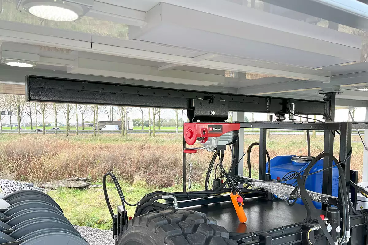 Iveco Eurocargo ML150E25WS 4x4 Service Truck