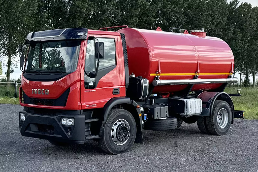 Iveco Eurocargo ML180E28 4x2 Camion de pompiers