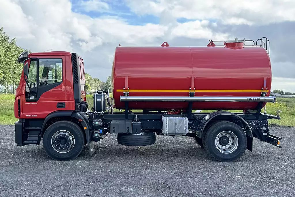 Iveco Eurocargo ML180E28 4x2 Camion de pompiers