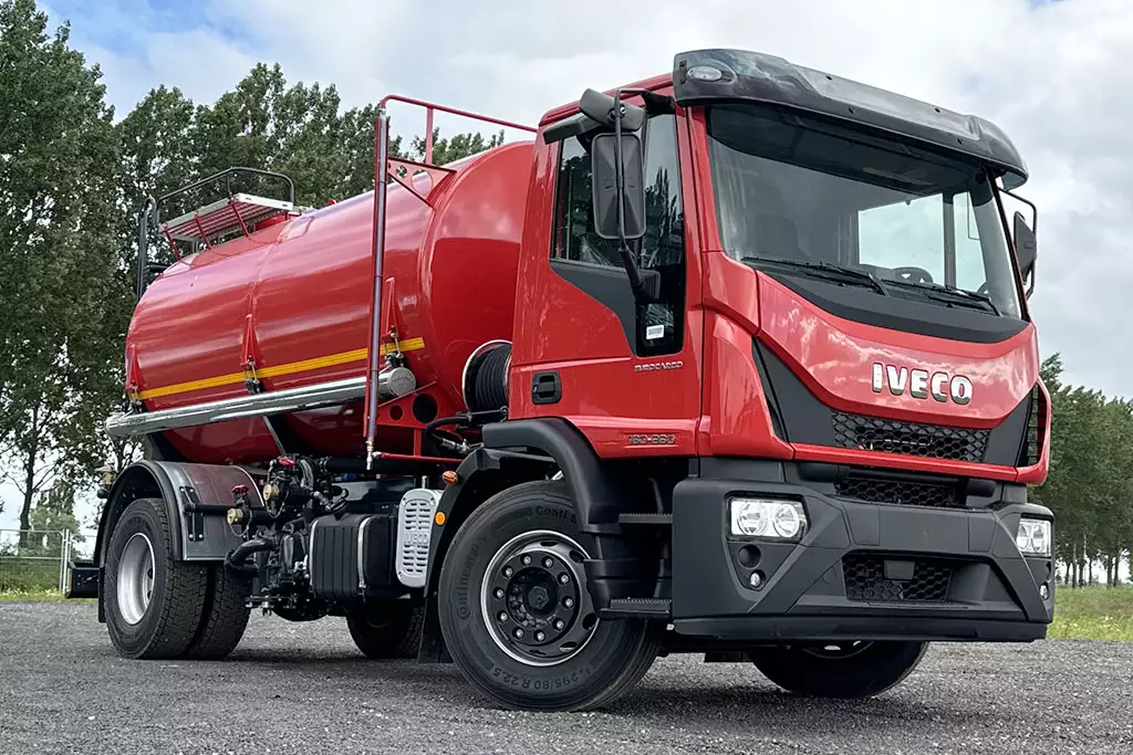 Iveco Eurocargo ML180E28 4x2 Camion de pompiers