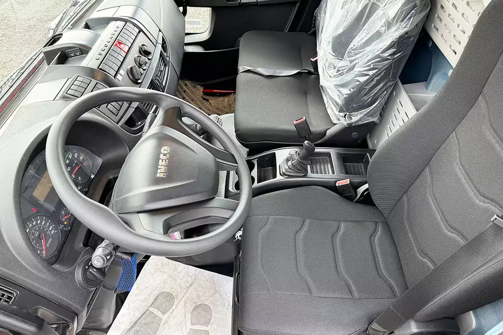 Iveco Eurocargo ML180E28 4x2 Camion de pompiers