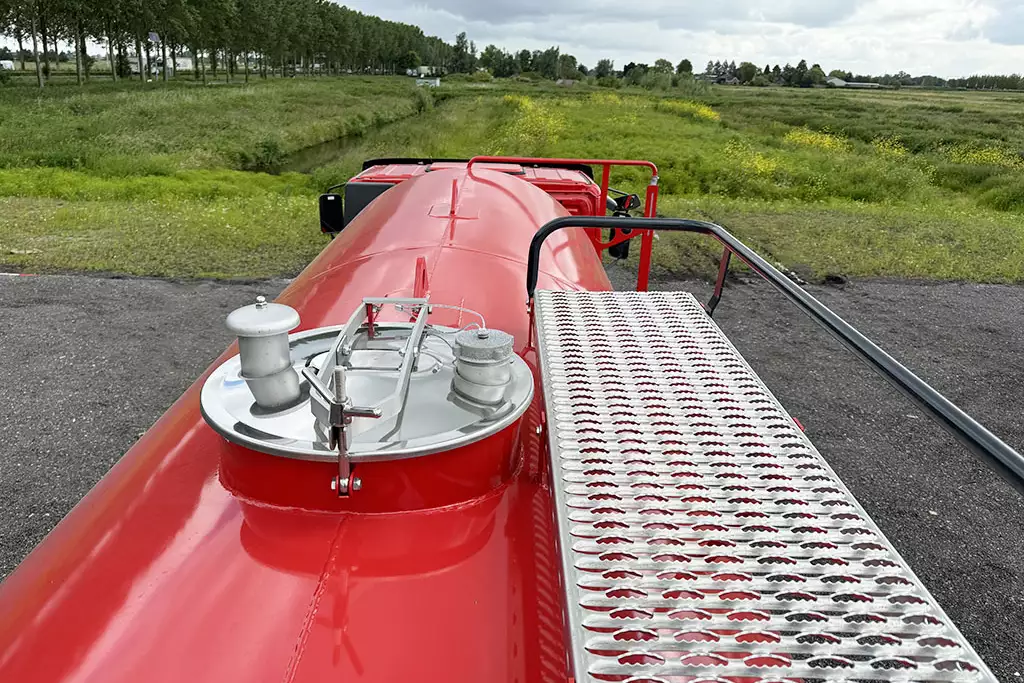 Iveco Eurocargo ML180E28 4x2 Camion de pompiers