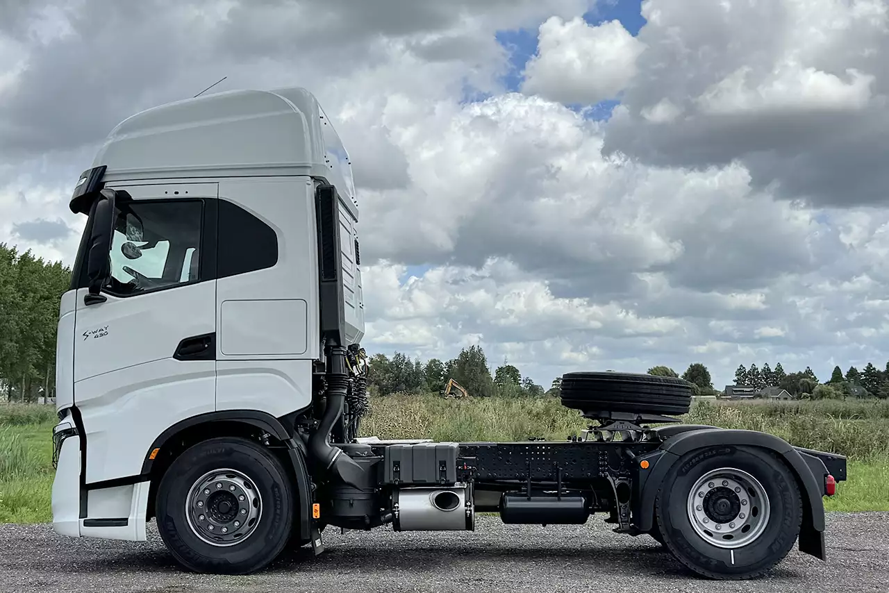 Iveco S-Way AS440S43T/P ON 4x2 Trator para semi-reboque