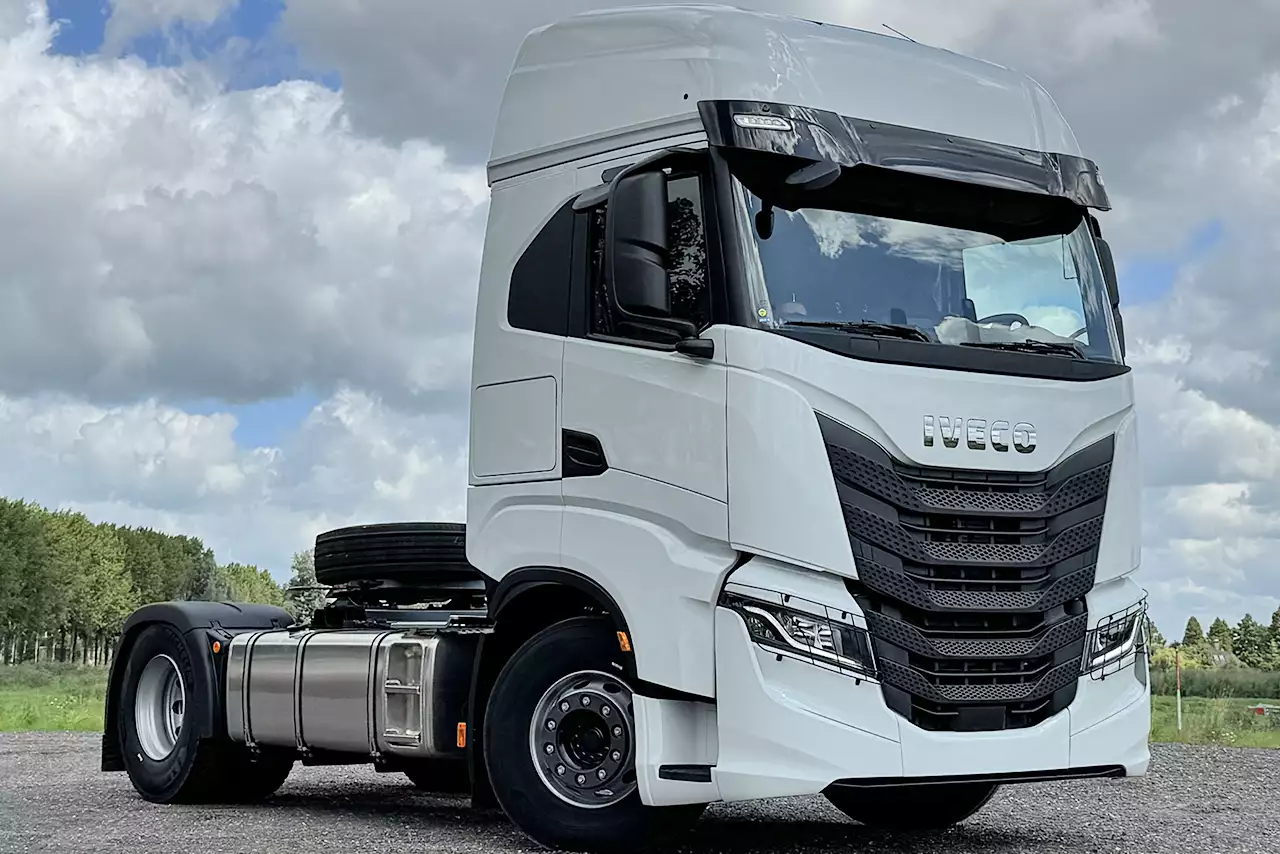Iveco S-Way AS440S43T/P ON 4x2 Trator para semi-reboque