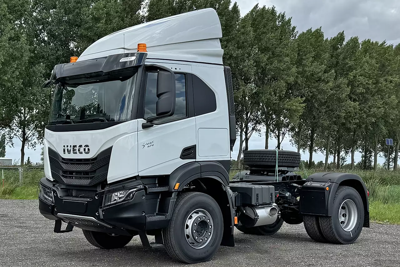 Iveco S-Way AT440S47T OFF 4x2 Trator para semi-reboque