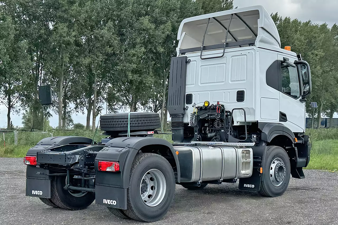 Iveco S-Way AT440S47T OFF 4x2 Trator para semi-reboque