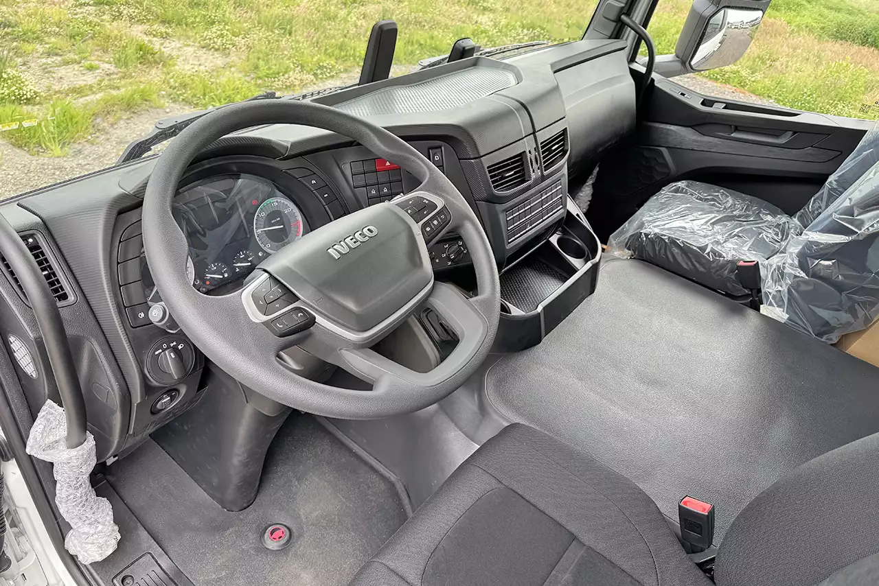 Iveco T-Way AD190T43WH-4500 AT 4x4 Châssis Cabine