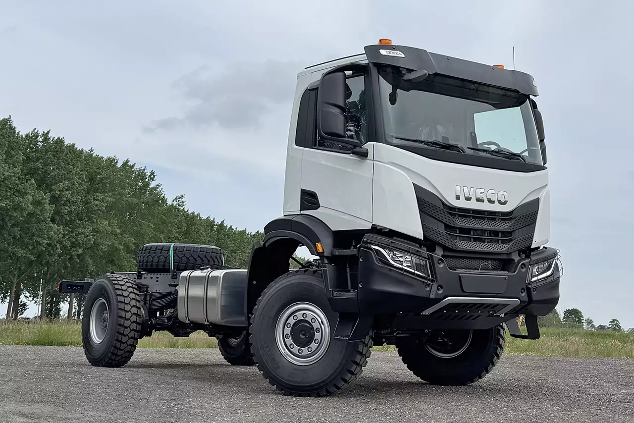 Iveco T-Way AD190T43WH-4500 AT 4x4 Châssis Cabine