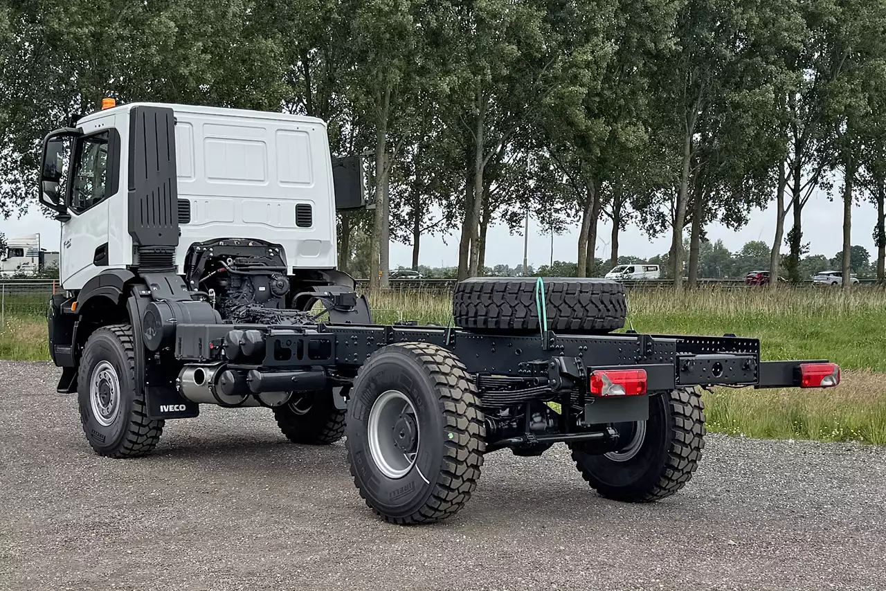 Iveco T-Way AD190T43WH-4500 AT 4x4 Châssis Cabine