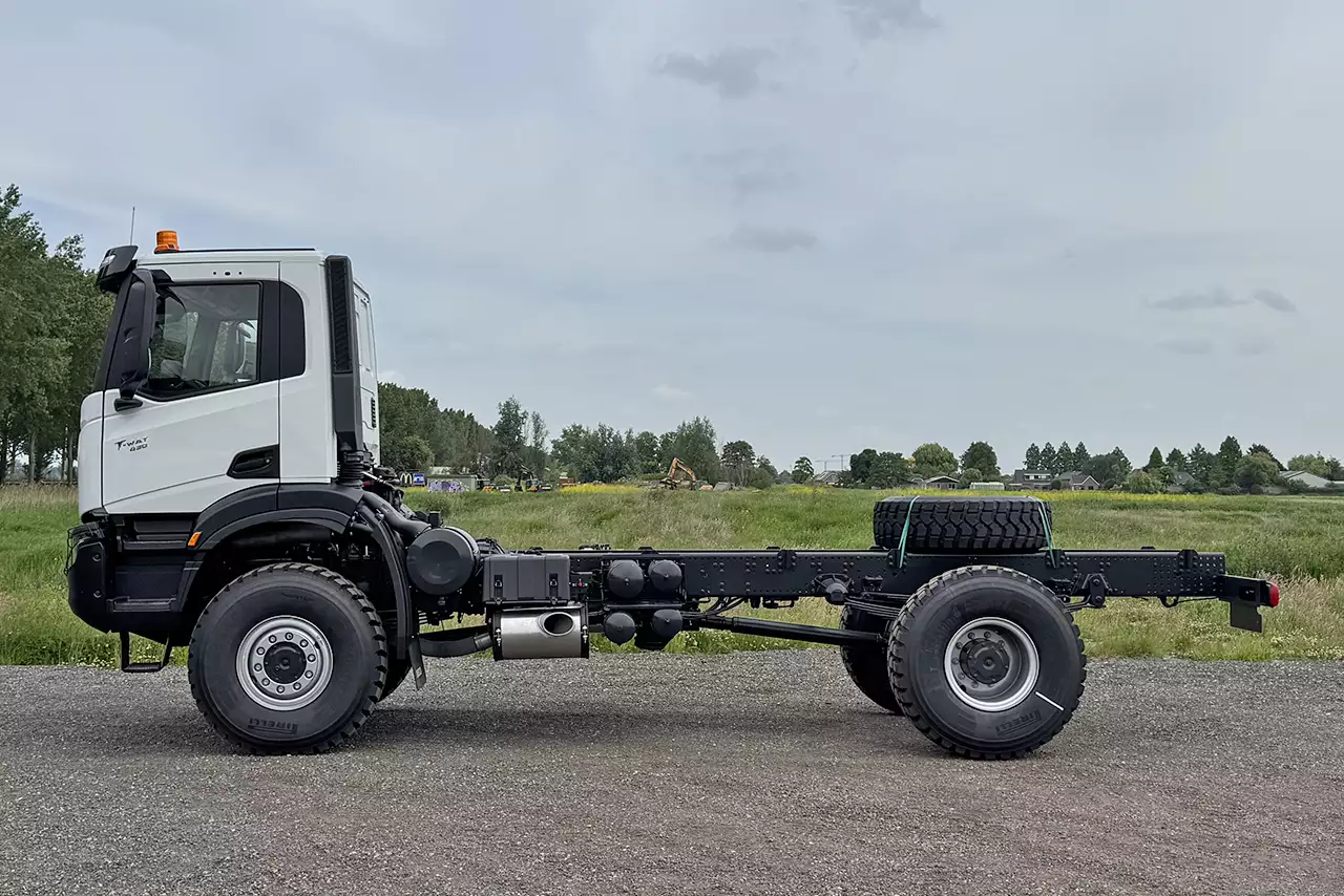 Iveco T-Way AD190T43WH-4500 AT 4x4 Châssis Cabine