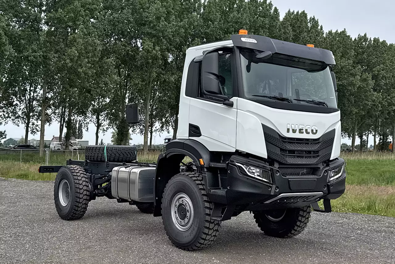 Iveco T-Way AD190T43WH-4500 AT 4x4 Châssis Cabine