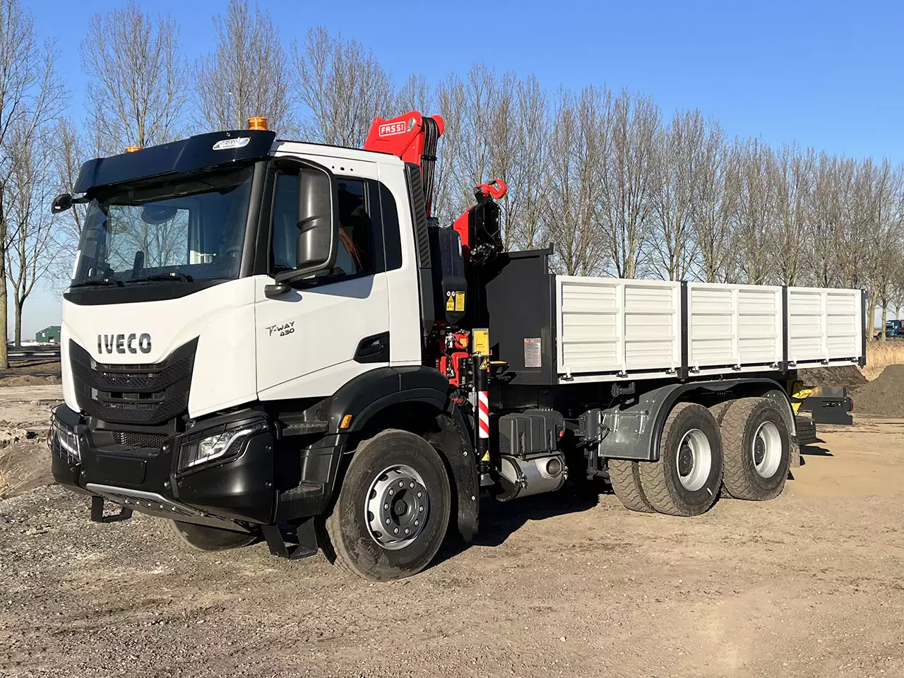 Iveco T-Way AD380T43H AT Fassi F155A.2.22