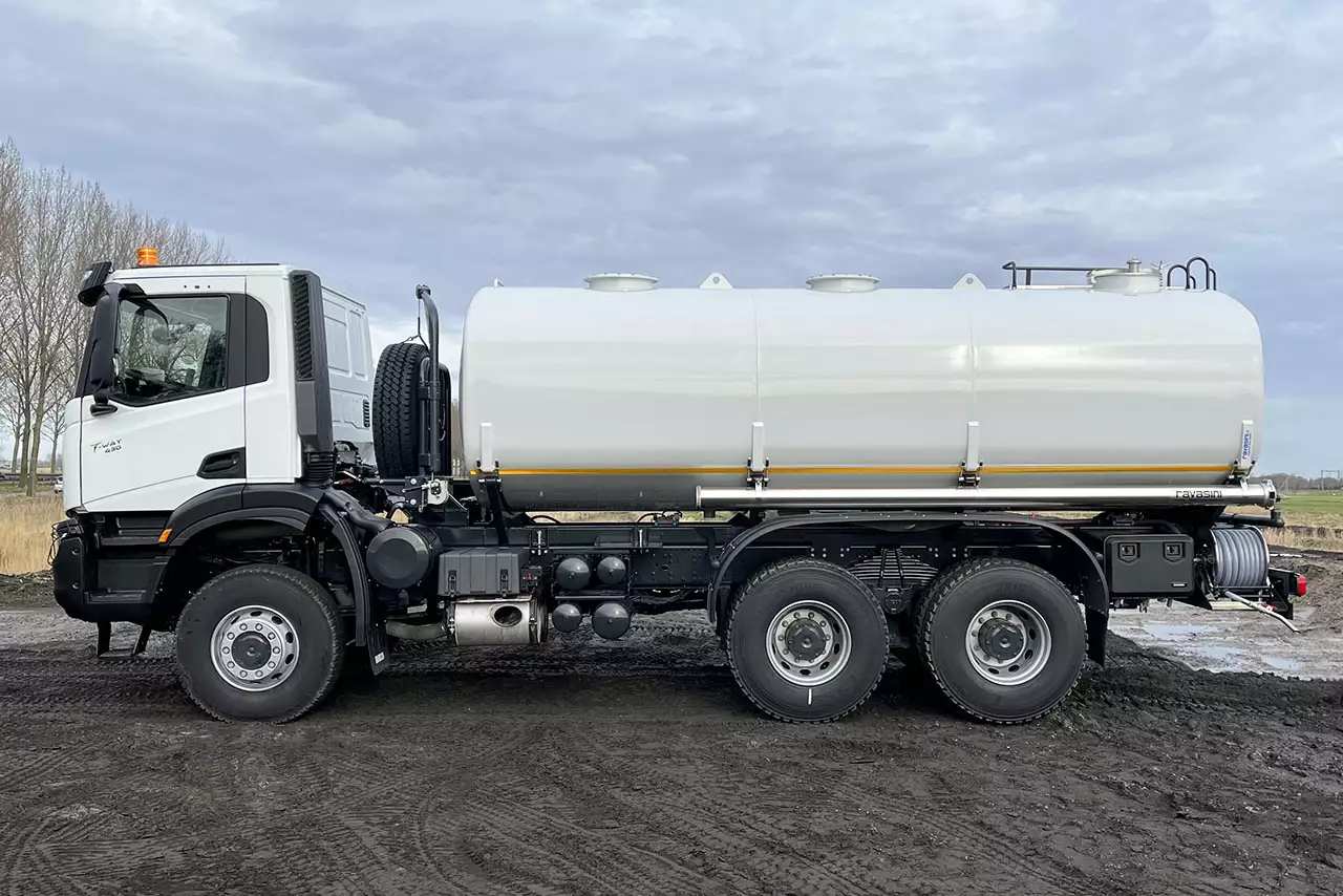 Iveco T-Way AD380T43WH AT