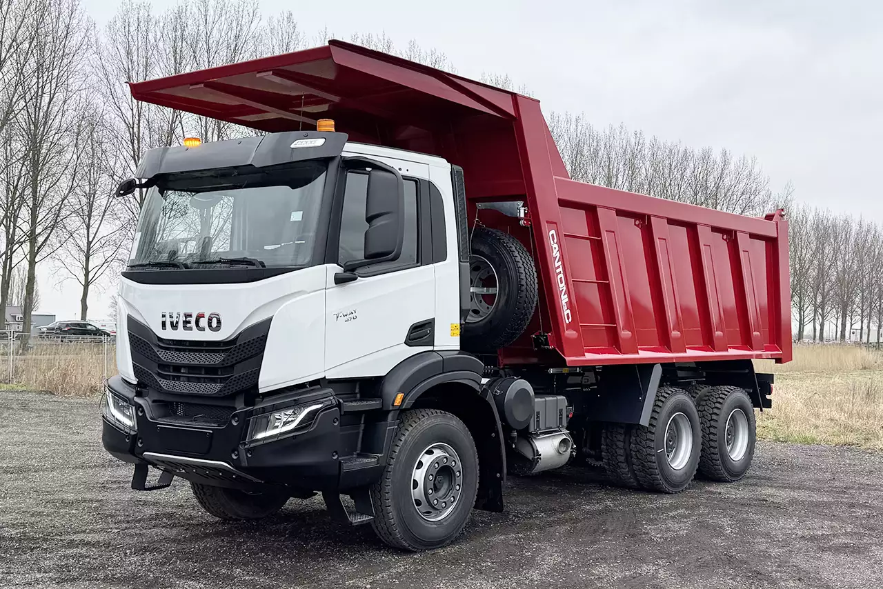 Iveco T-Way AD380T47H 6x4 Tipper Truck