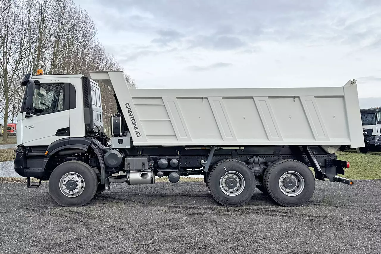 Iveco T-Way AD380T47WH 6x6 Tipper Truck
