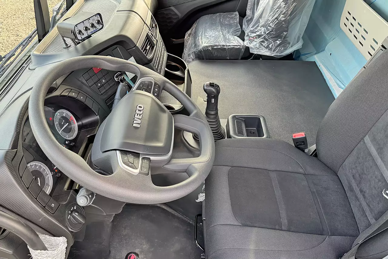 Iveco T-Way AD380T47WH 6x6 Water Tank Truck