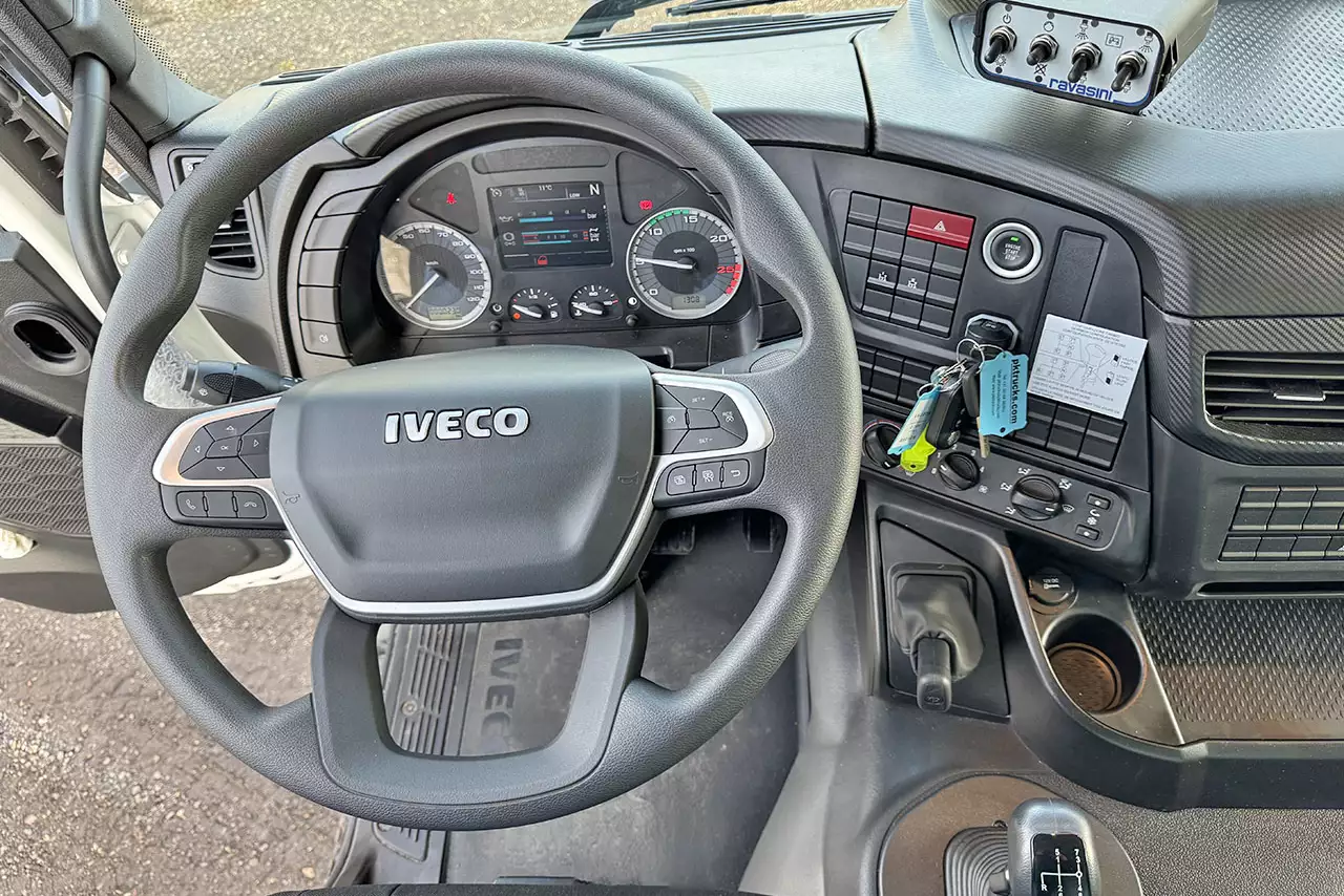 Iveco T-Way AD380T47WH 6x6 Water Tank Truck