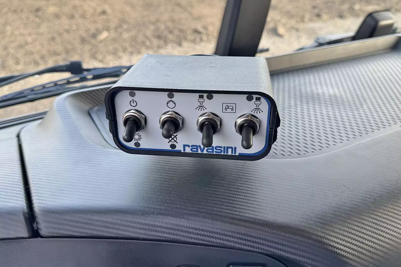 Iveco T-Way AD380T47WH 6x6 Water Tank Truck