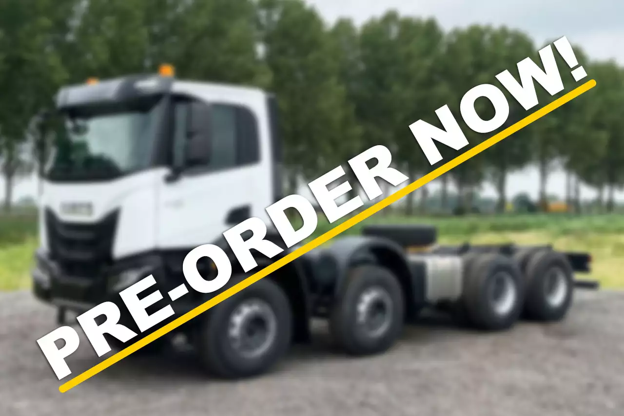 Iveco T-Way AD410T43H-4500 AT 8x4 Chassis Cabin
