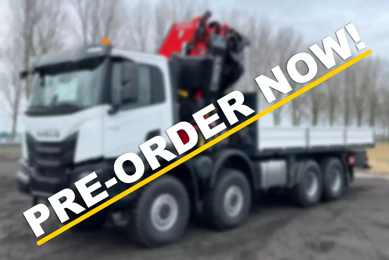 Iveco T-Way AD410T47WH AT Fassi F1250R2.8 HXP 8x8 Crane Truck
