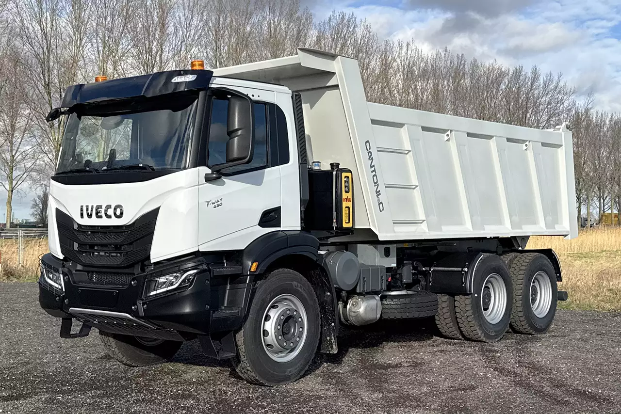 Iveco T-Way AD440T43H AT