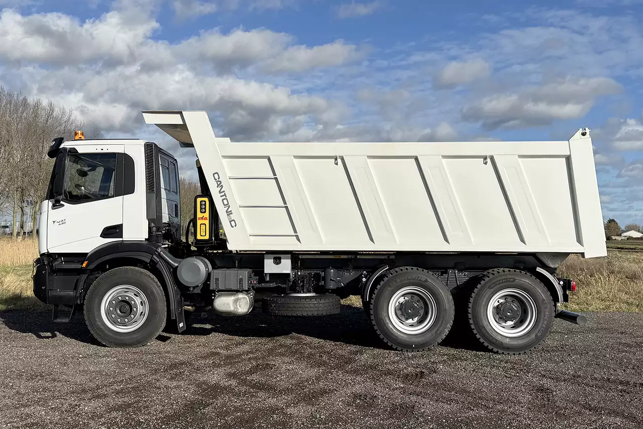 Iveco T-Way AD440T43H AT