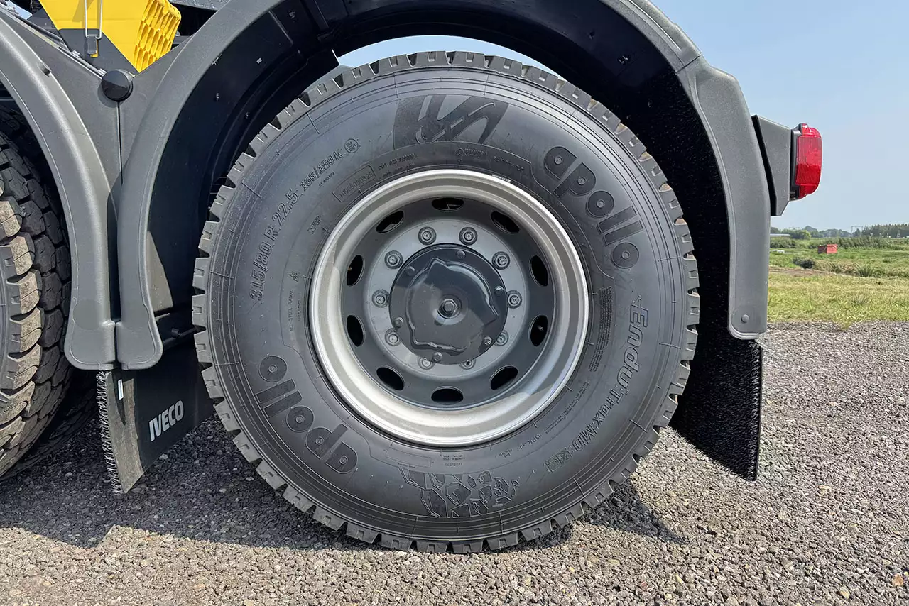 Iveco T-Way AT720T47T H 6x4 Tractor Head