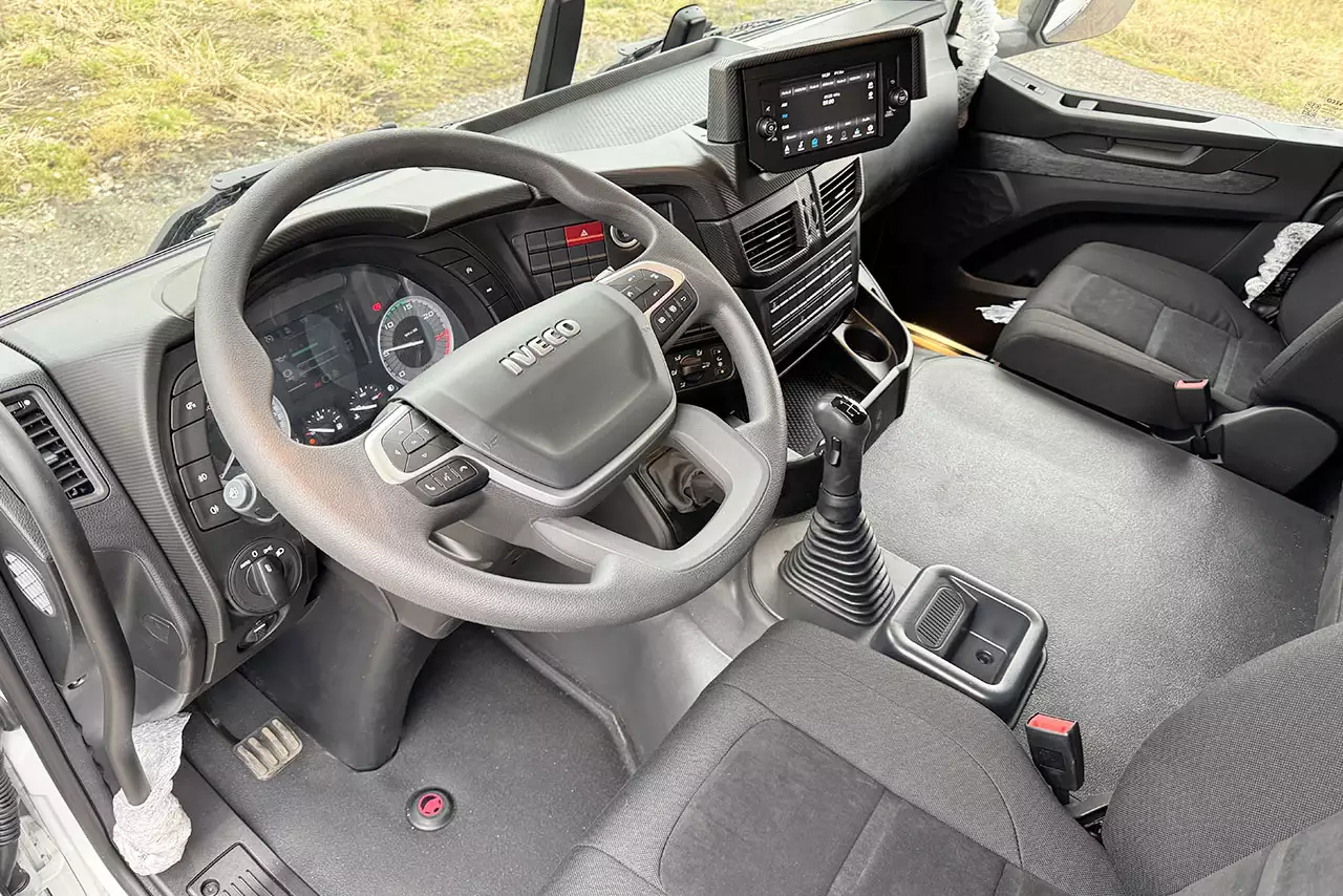 Iveco T-Way AT720T47TH 6x4 Tracteur