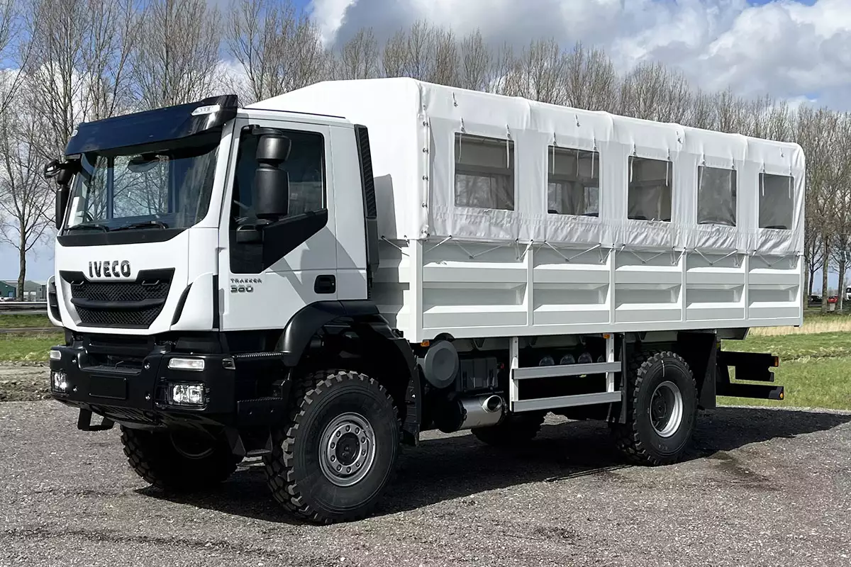 Iveco Trakker AD190T38WH