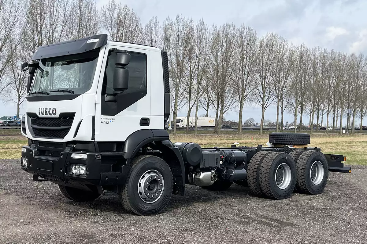 Iveco Trakker AD380T41H-3820