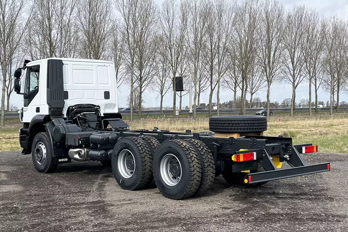 Iveco Trakker AD380T41H-3820