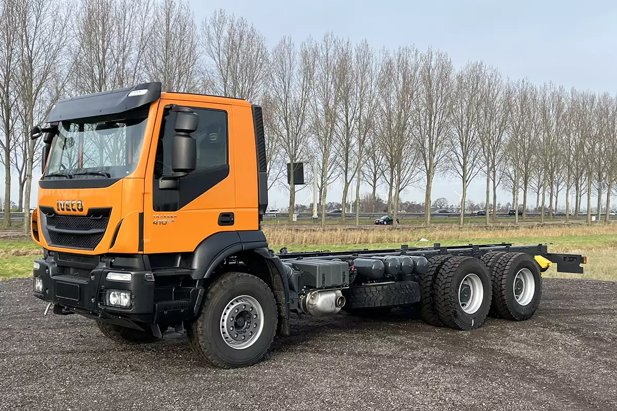 Iveco Trakker AD380T41/P-4200