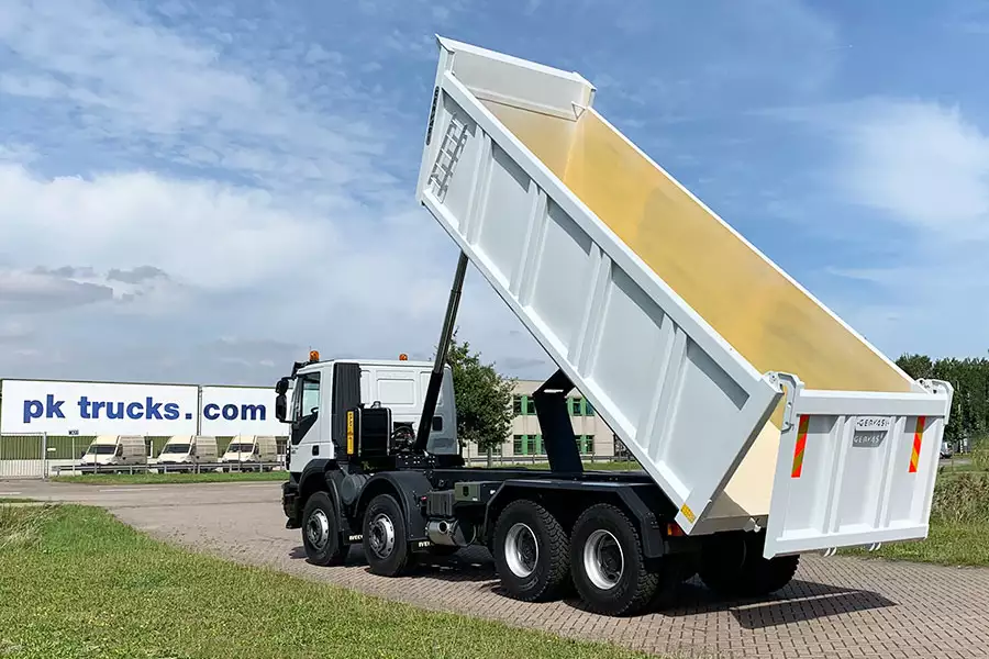 Iveco Trakker AD410T42H