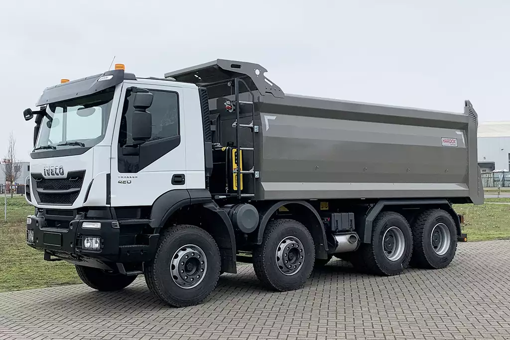 Iveco Trakker AD410T42H