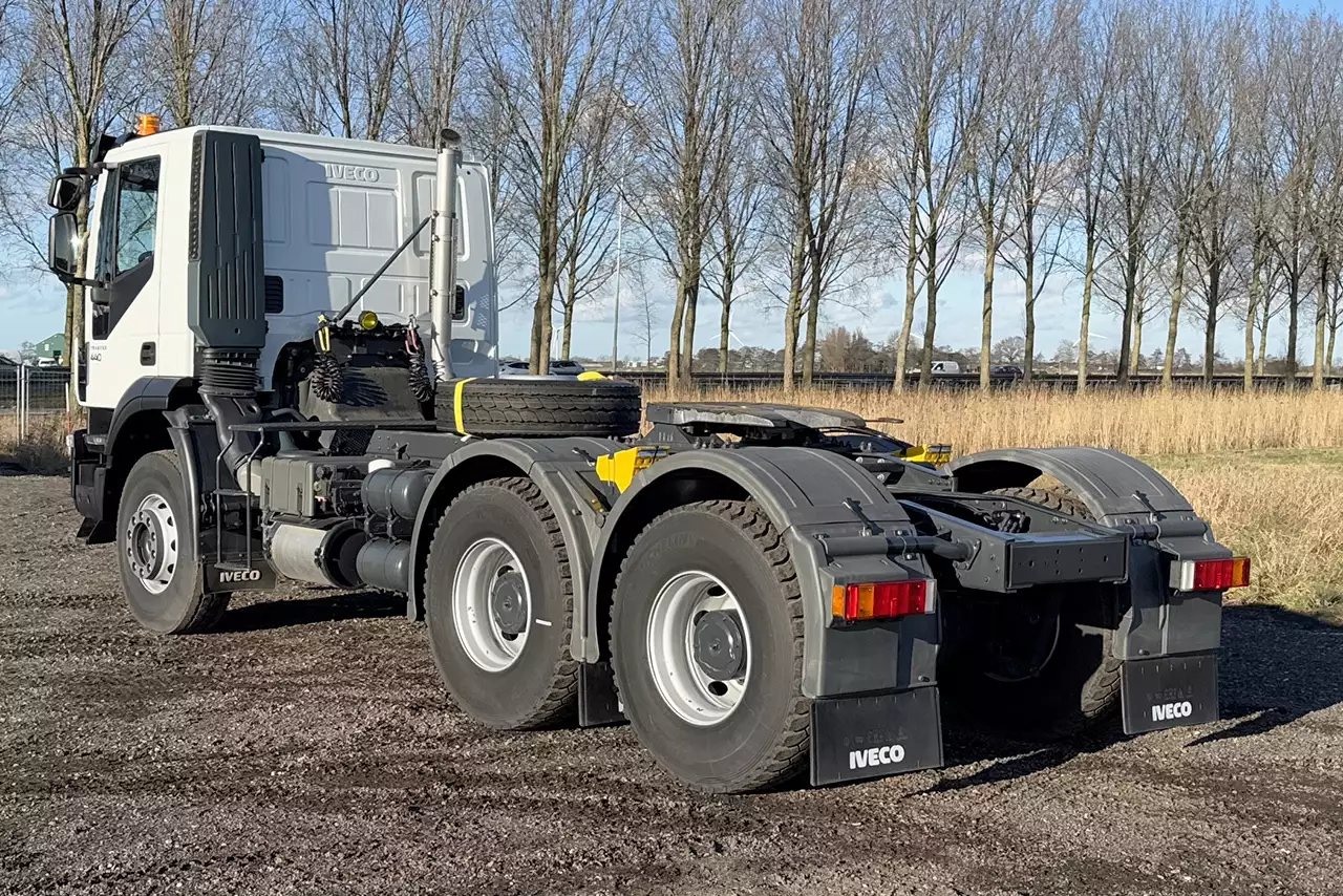 Iveco Trakker AD720T44TH AT ADR