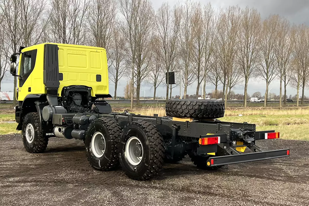 Iveco Trakker AT380T38WH-3820