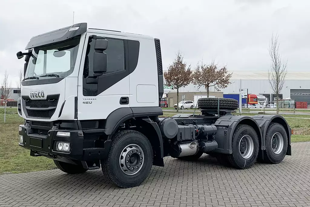 Iveco Trakker AT720T42TH